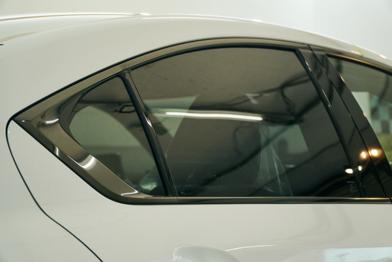 フェイスでは厳選したハイクオリティなフィルムを使用